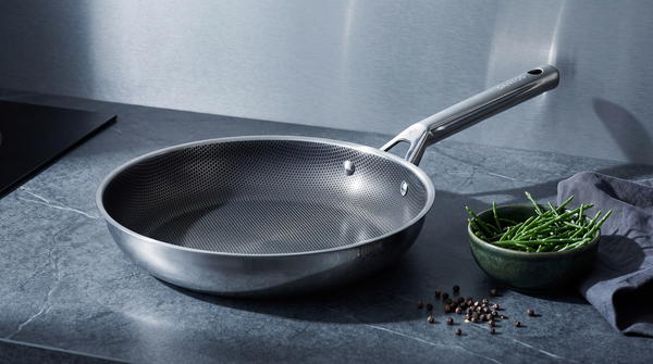 Are Non-Stick Pans Safe? PTFE, PFOA & PFAS Explained (UK 2026)